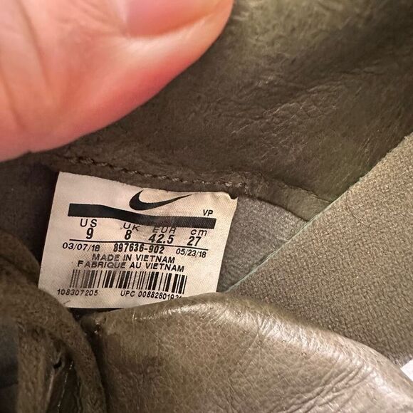 Nike Hyperdunk 2017 Premium Low Olive Gum Leather Mens Size 9 US sneakers - Picture 9 of 9